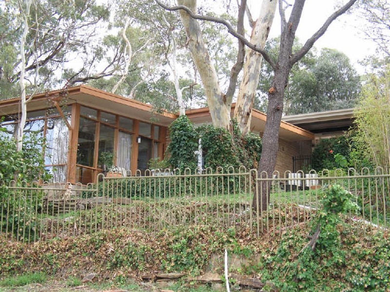 24 Huntingdon Drive, Glenalta SA 5052