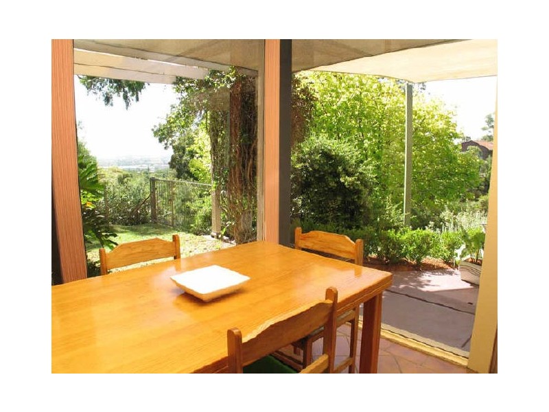 39 Ridgehaven Drive, Bellevue Heights SA 5050