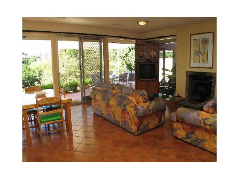 39 Ridgehaven Drive, Bellevue Heights SA 5050