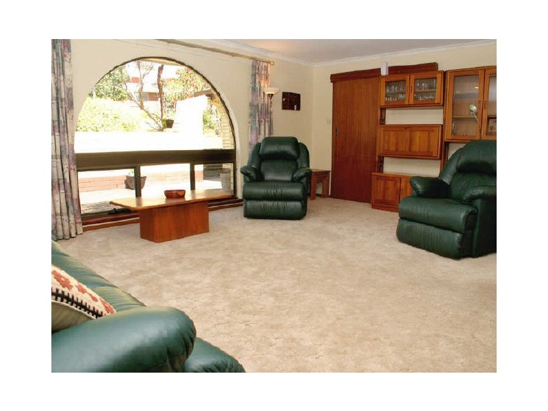 15 Hilltop Court, Coromandel Valley SA 5051