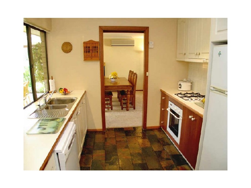 15 Hilltop Court, Coromandel Valley SA 5051