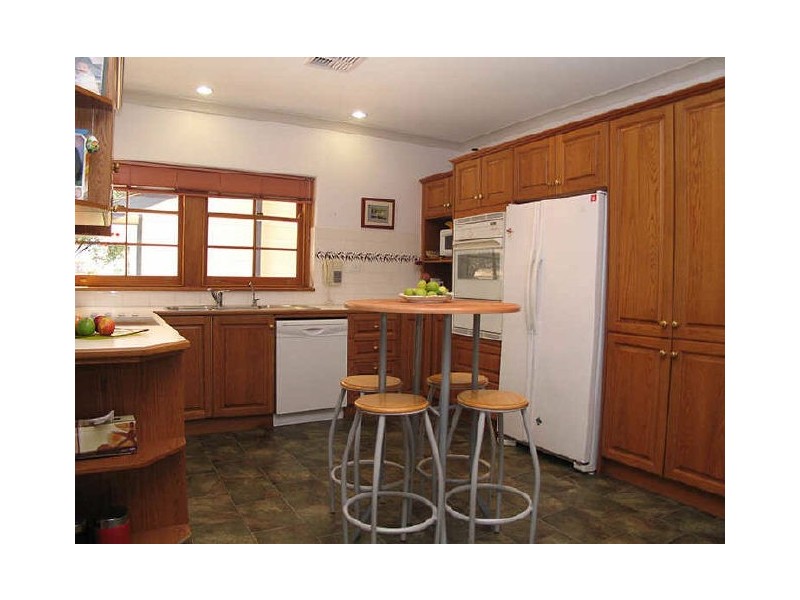 7 Pine Grove, Belair SA 5052