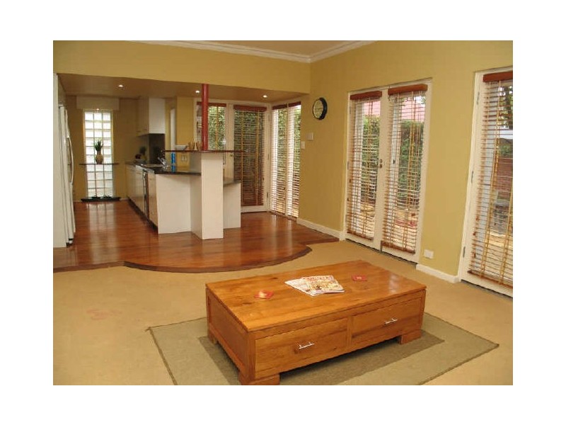 1 Heather Drive, Coromandel Valley SA 5051