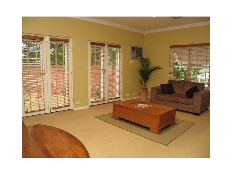 1 Heather Drive, Coromandel Valley SA 5051