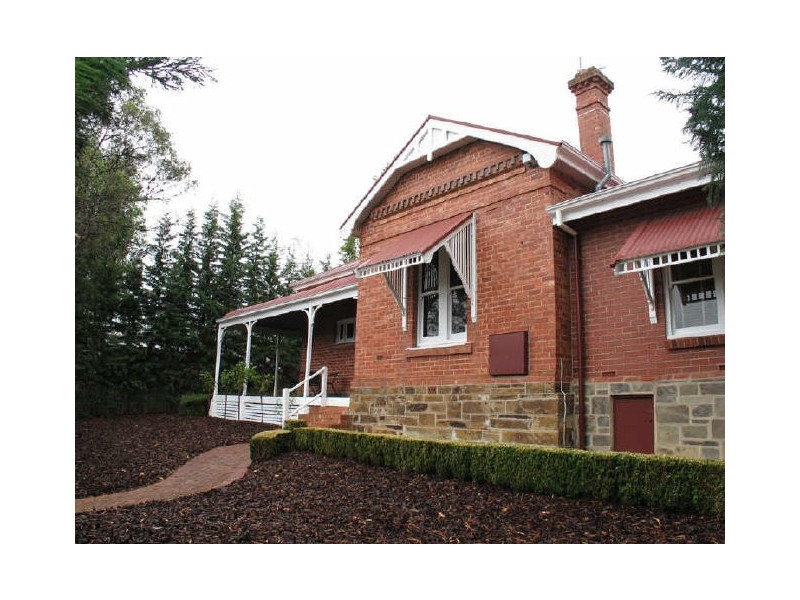 1 Heather Drive, Coromandel Valley SA 5051