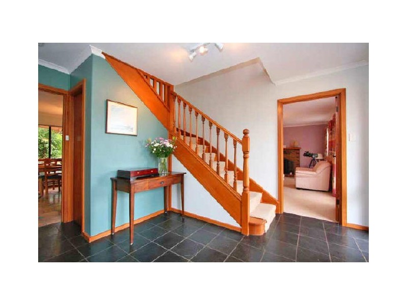 42 York Drive, Flagstaff Hill SA 5159