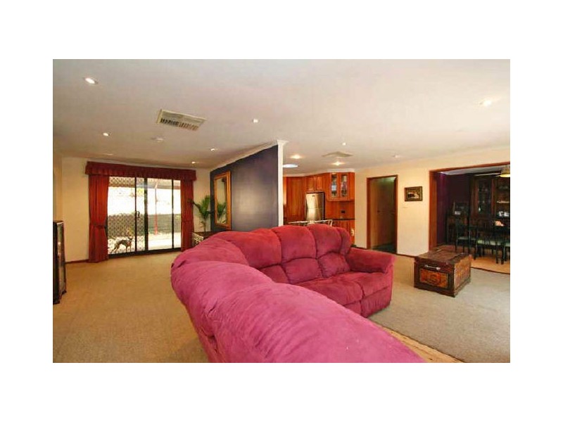 25 Gum Grove, Belair SA 5052