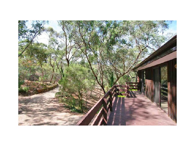 25 Gum Grove, Belair SA 5052