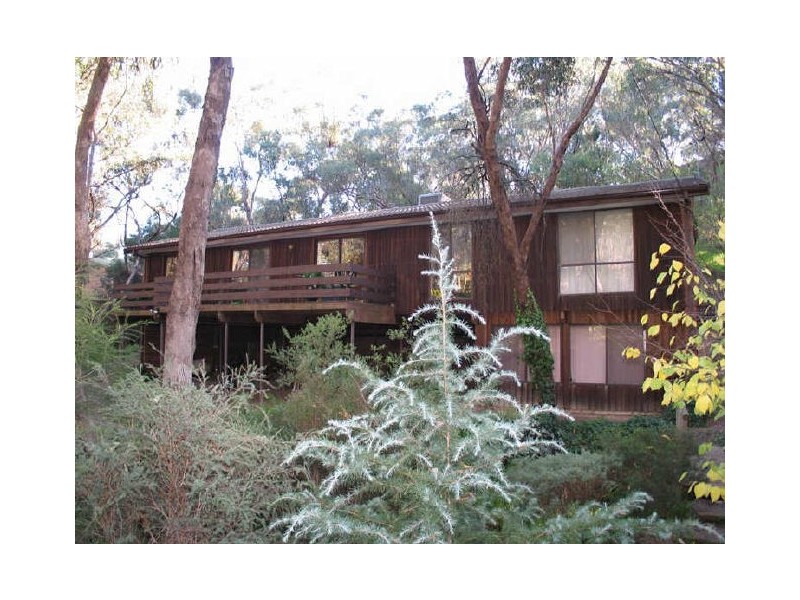 25 Gum Grove, Belair SA 5052