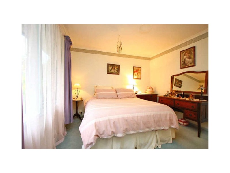 2 Norman Court, Coromandel Valley SA 5051