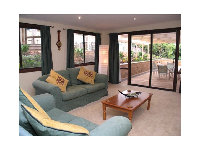 4 Jacaranda Drive, Coromandel Valley SA 5051