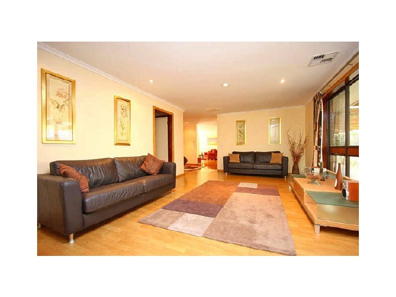 21 Crane Avenue, Coromandel Valley SA 5051