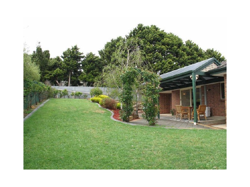 13 Corella Ave, Chandlers Hill SA 5159