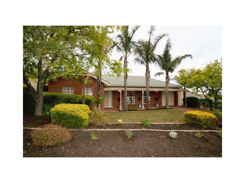 23 Fairhill Street, Hallett Cove SA 5158