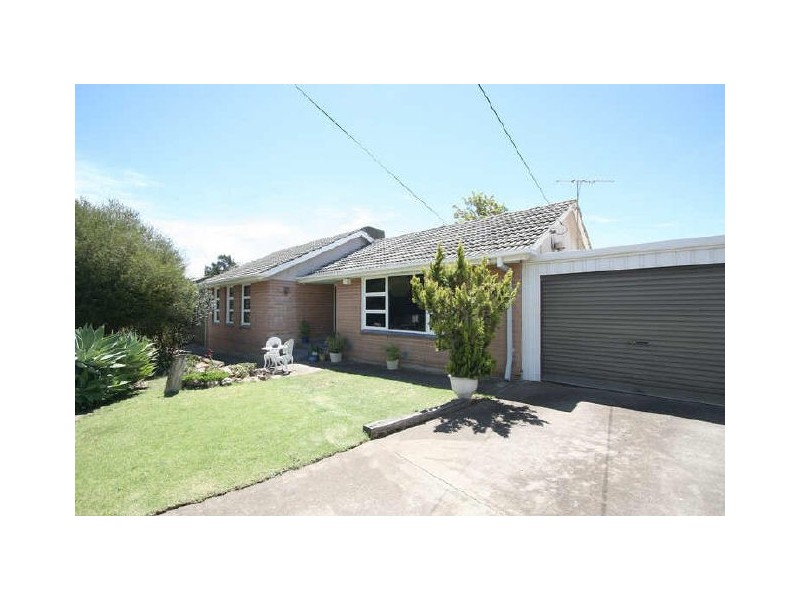 7 Andrew Street, Christie Downs SA 5164