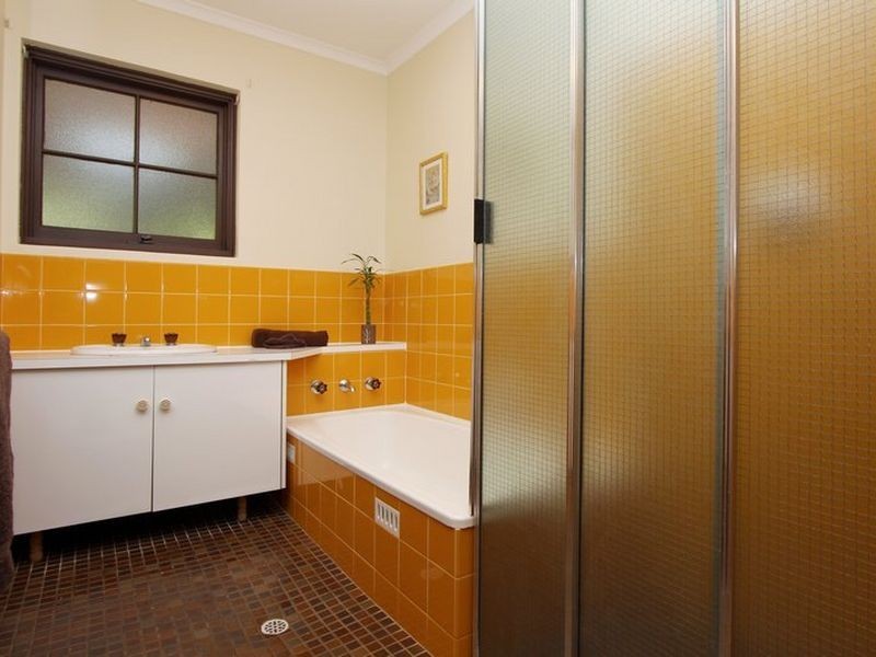 9 Hillridge Drive, Belair SA 5052
