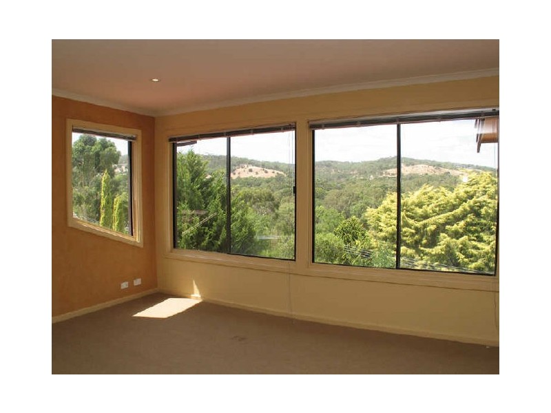 17 Deneland Drive, Hawthorndene SA 5051