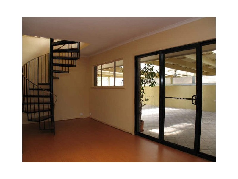 17 Deneland Drive, Hawthorndene SA 5051