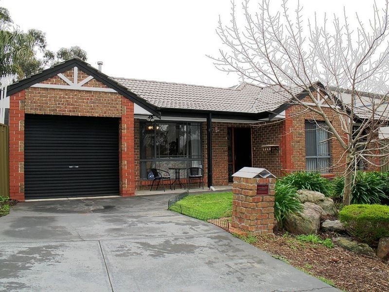 1 Pritchard Court, Flagstaff Hill SA 5159