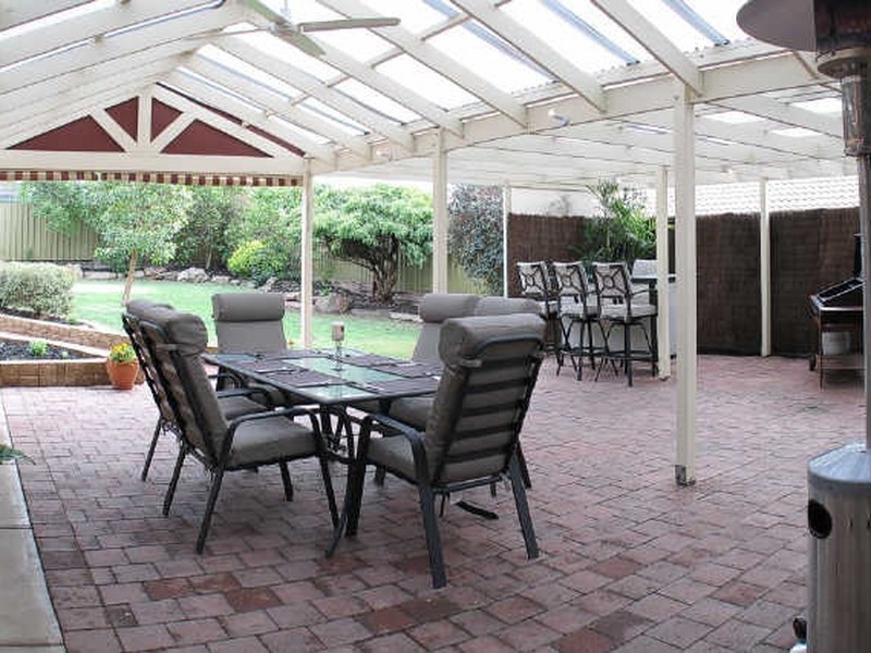 23 Parkes Avenue, Woodcroft SA 5162
