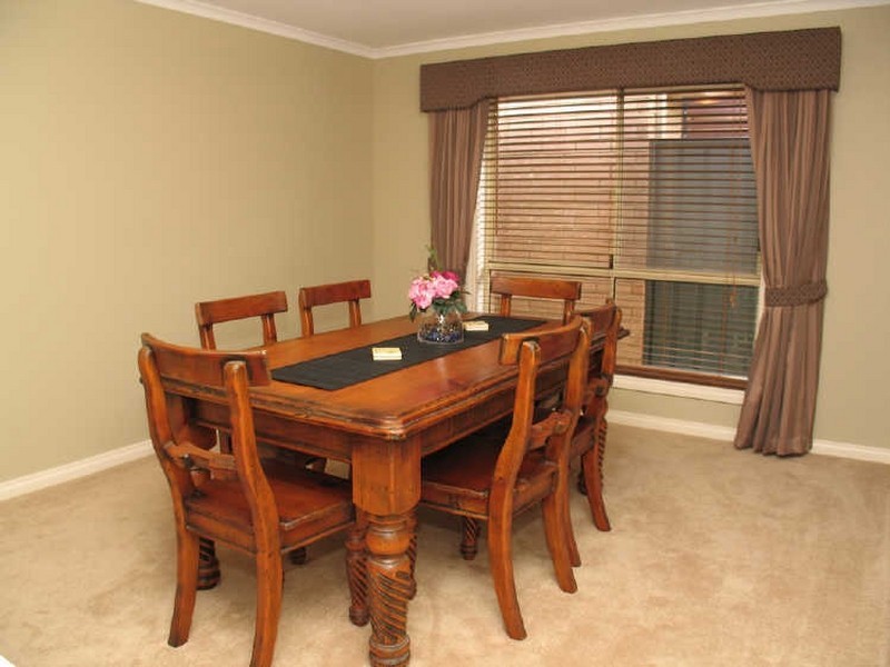 21 Pinnacle Cres, Flagstaff Hill SA 5159