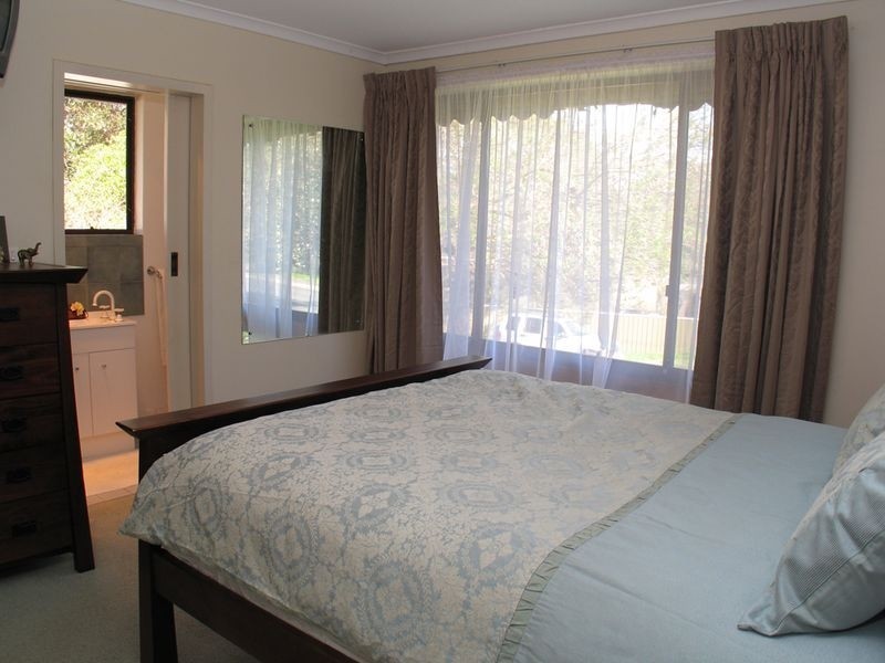 3 Greenwood Grove, Coromandel Valley SA 5051