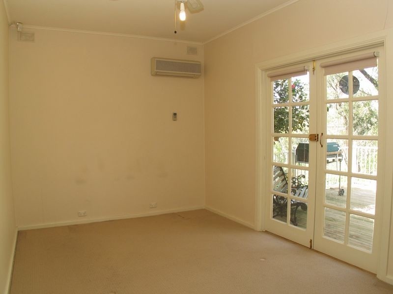 1 Rosella Avenue, Glenalta SA 5052