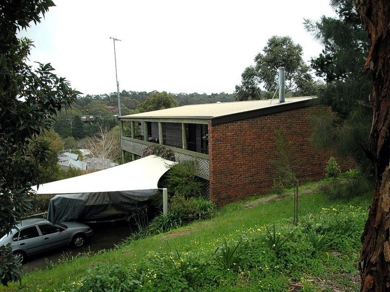 25 Oakdene Crescent, Coromandel Valley SA 5051