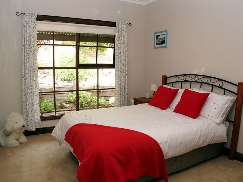 14 Driscoll Road, Coromandel Valley SA 5051
