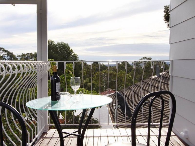 45 Glenwood Drive, Bellevue Heights SA 5050