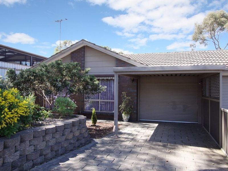 4 Spruce Avenue, Aberfoyle Park SA 5159