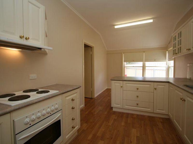 27 Lutana Crescent, Mitchell Park SA 5043