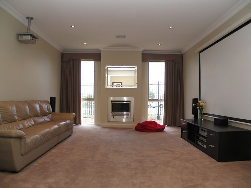 33 Bonython Way, Craigburn Farm SA 5051