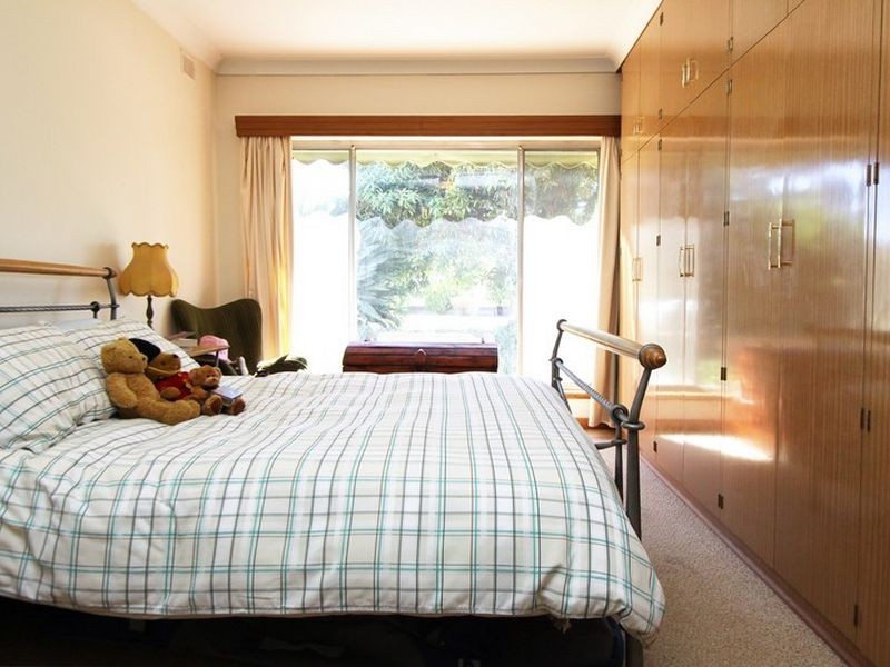 32 Salisbury Avenue, Morphett Vale SA 5162