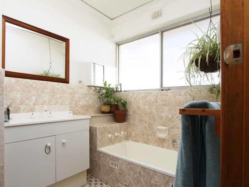 32 Salisbury Avenue, Morphett Vale SA 5162