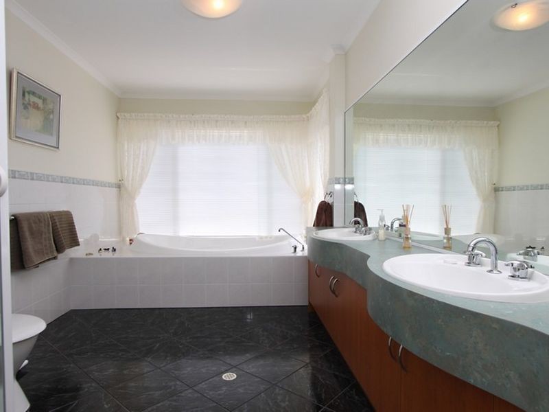 49 Sturt Approach, Flagstaff Hill SA 5159