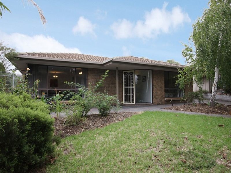 2 Sarepta Court, Flagstaff Hill SA 5159