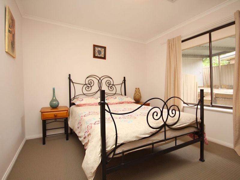 2 Sarepta Court, Flagstaff Hill SA 5159