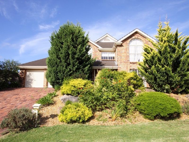 21 Ironbark Ave, Flagstaff Hill SA 5159