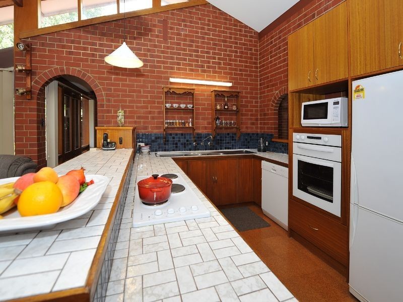 39 The Boulevard, Bellevue Heights SA 5050