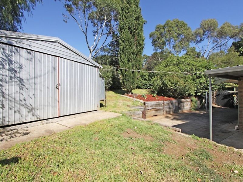 10 Goldsack Avenue, Coromandel Valley SA 5051