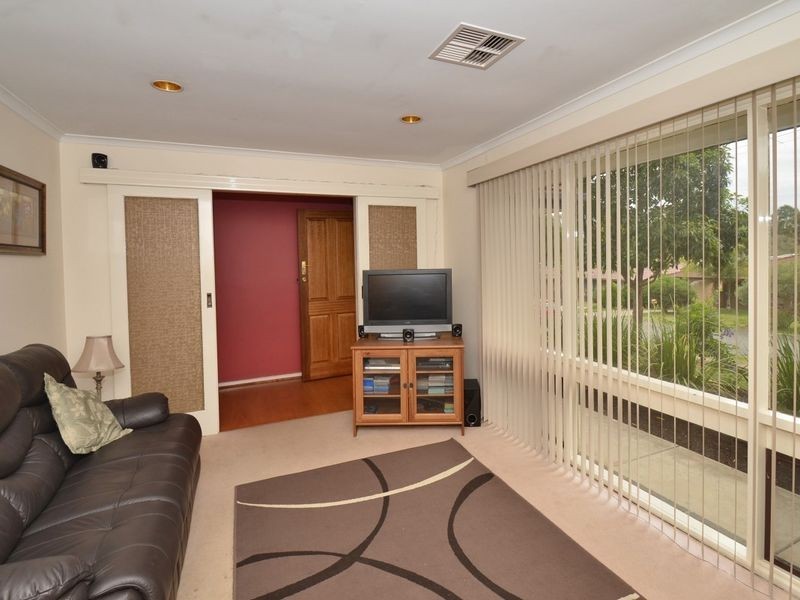 26 Jordan Avenue, Happy Valley SA 5159