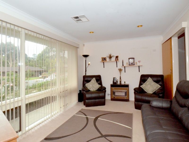 26 Jordan Avenue, Happy Valley SA 5159