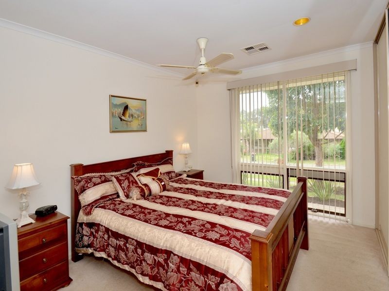 26 Jordan Avenue, Happy Valley SA 5159