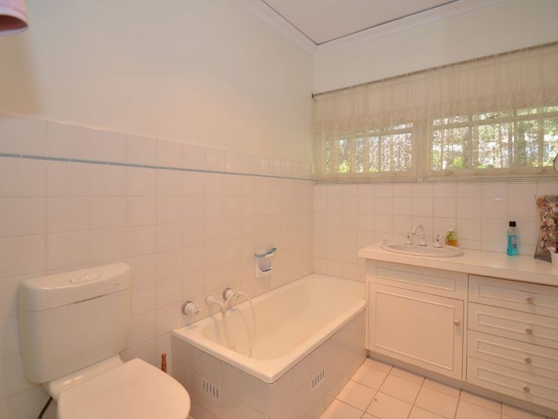 20 Pine Grove, Belair SA 5052