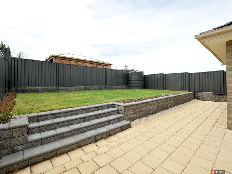 12 Woods View, Craigburn Farm SA 5051