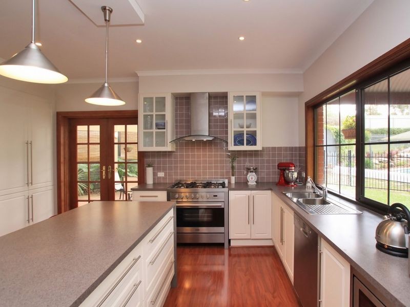 4 Eagle Court, Flagstaff Hill SA 5159