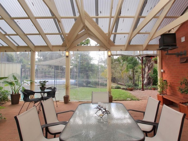 4 Eagle Court, Flagstaff Hill SA 5159