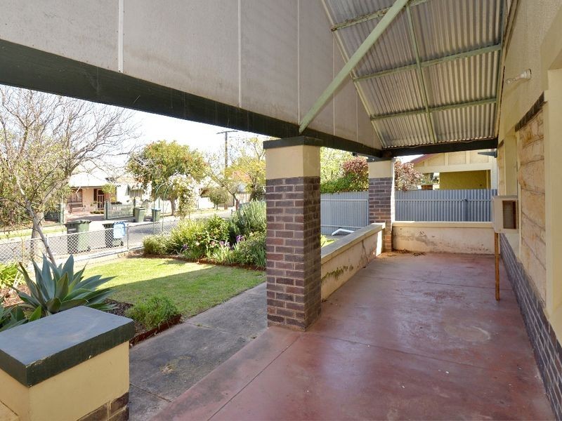 33 Cumberland Avenue, Cumberland Park SA 5041