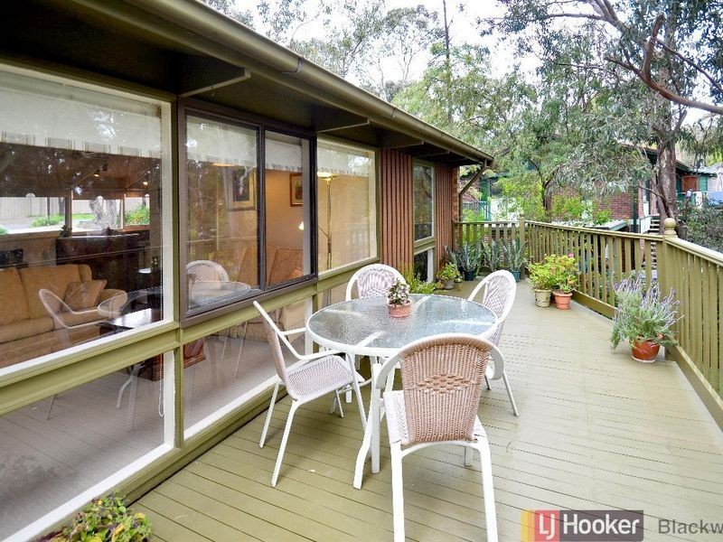 13 Parham Road, Eden Hills SA 5050